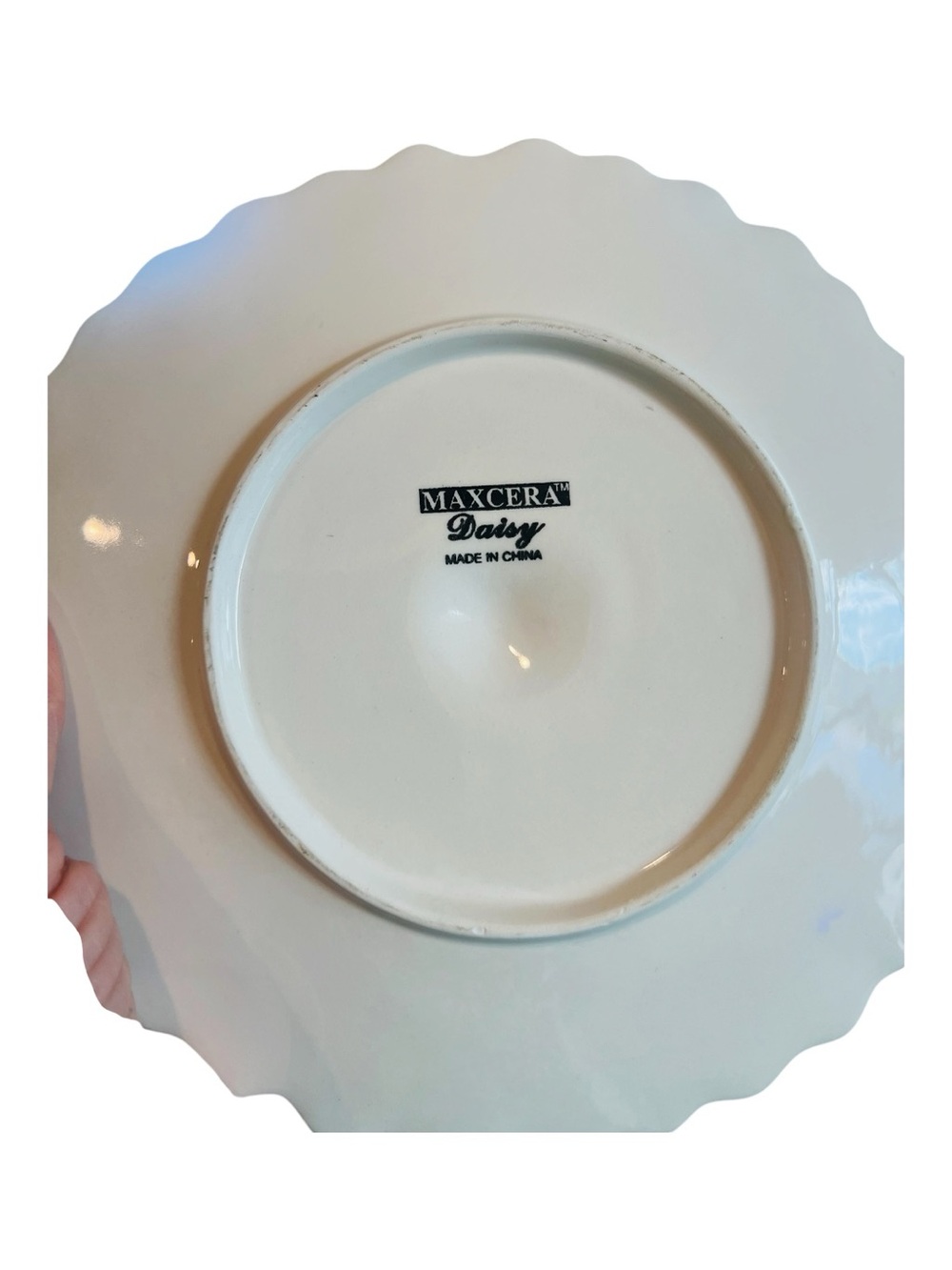 Set of 8 Maxcera Daisy Blue Floral 8 Inch Dessert Salad Plates Embossed - Picture 5 of 5